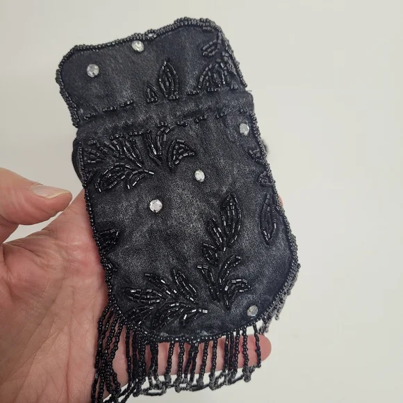 Small black beaded purse - Picture 7 of 8